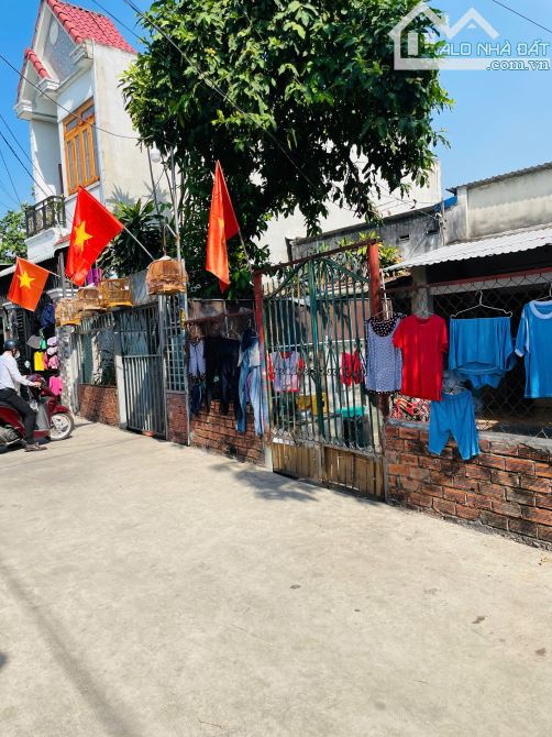 3Tỷ650__108m2__Bán Đất tặng Nhà Cấp 4 cách Nguyễn Công Hoan 20m__gần Hội trường Đông Hòa - 2