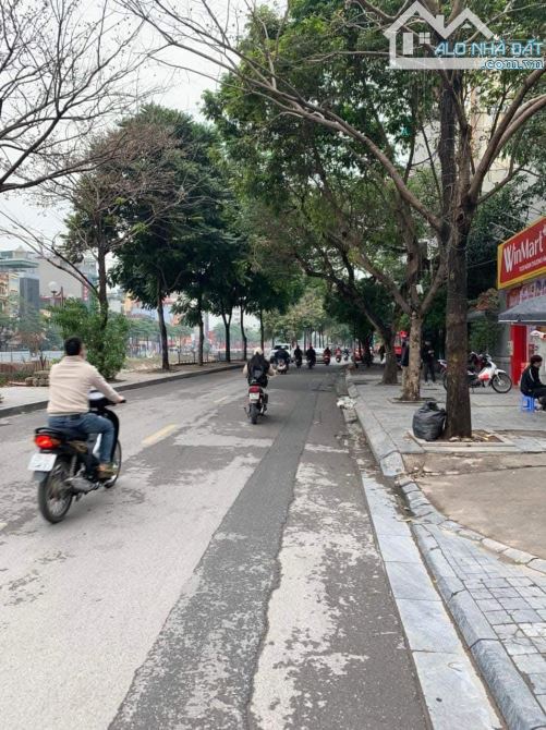 Bán đất mặt phố Vũ Tông Phan – 1112m², MT 12m, lô góc – Giá chỉ 200 tỷ - 2