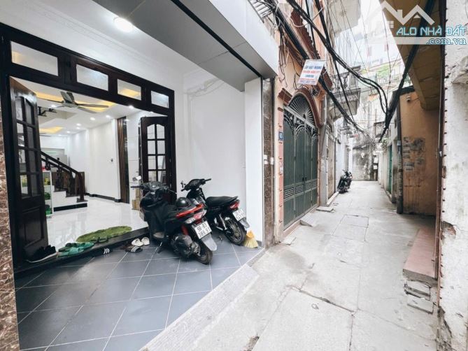 Bán nhà Đào Tấn, 45m2 sổ vuông A4, ngõ rộng, nhỉnh 10 tỷ - 2