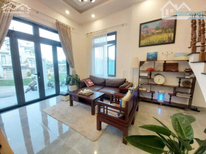 Nhà sân vườn-  đường nhựa - Nguyễn Đình Quân - P5 - Đà Lạt. 71m2 - 4 ty 9 - 2