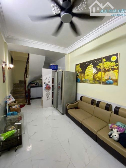 Nhà rẻ nhất Triều Khúc, nhà nhỏ xinh 4 tầng 3 ngủ, tiện ích đầy đủ , giá 4 tỷ (có TL ) - 2