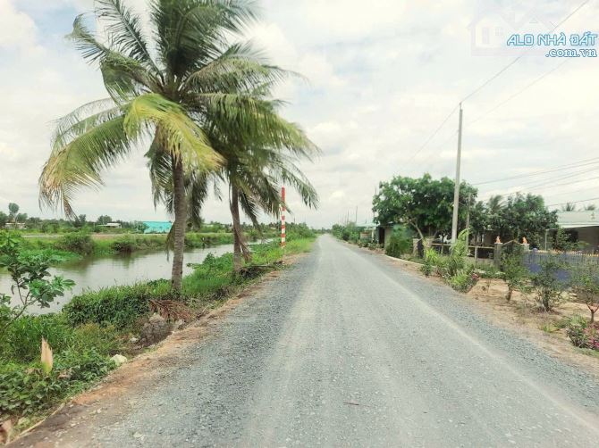 Hàng thơm, chỉ 420tr sở hữu lô góc 500m2 đất vườn view kênh - 2