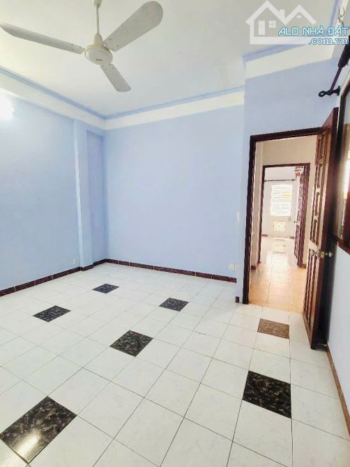 HÀNG HIẾM - NHÀ ĐẸP 3 TẦNG LÊ QUANG ĐỊNH 75M2 - NGANG 6M- NỞ HẬU - HẺM SẠCH SẼ - 2
