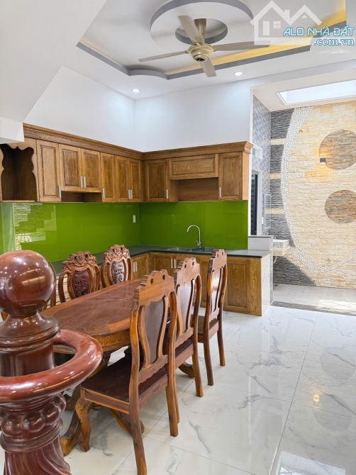 Khu phân lô đồng bộ đẹp như tranh vẽ - Lê Phong Bình Chuẩn Thuận An 64m2 3 tầng, 3 tỷ 8 - 2