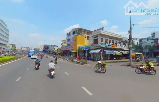 Q8- Mặt tiền KD Tùng Thiện Vương- 5 tầng- vài bước đến cầu Chà Và- Nhỉnh 10 tỷ TL.. - 2