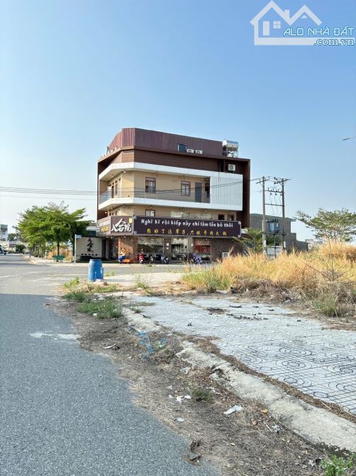 Đầu tư xây trọ DT 5x26m xây15 phòng+1kiot,thu nhập 22 triệu/tháng,giáp ranh Tên Lửa 20phút - 2