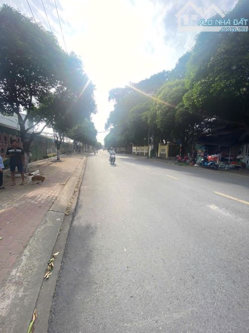 7,5Tỷ TL🔥Bán nhà 1Lầu_103,2m2_Mặt Tiền đường Nguyễn Thái Học, p.Tân Đông Hiệp, Tp.Dĩ An - 2