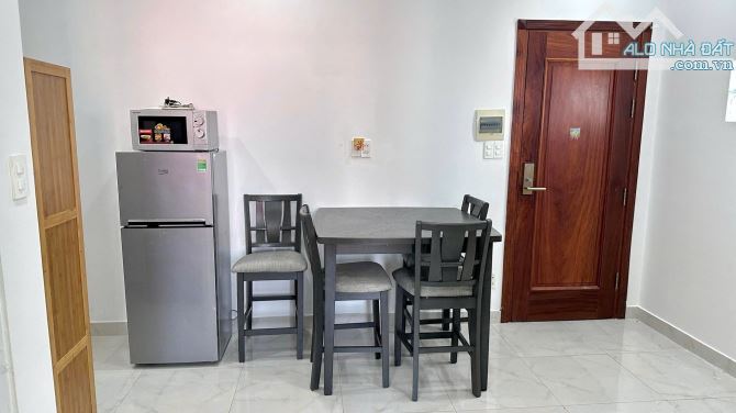 Chung cư  Khải Hoàn, Lạc Long Quân,p5,Q11:95m2,2p ngủ,NT,13tr/th - 2