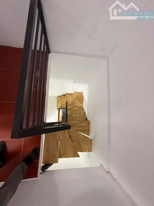 CỰC HIẾM- GẦN PHỐ- TRẦN KHÁT CHÂN-HAI BÀ TRƯNG- 60 M X 4T, GI.Á NGÃ CÂY - 2