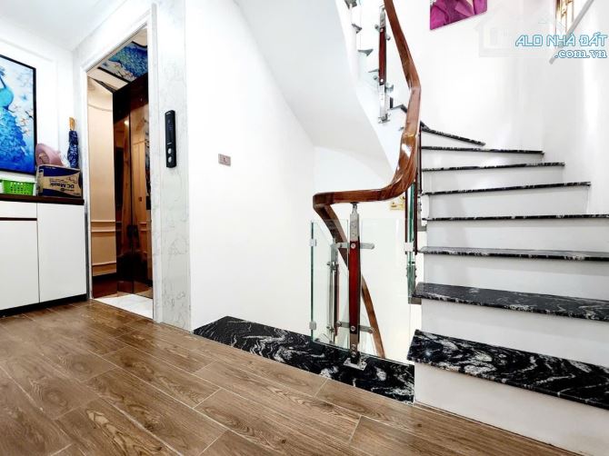 nhà đẹp căn góc 2 thoáng phố bạch mai 50m thang mai nhập khẩu ô tô đỗ cửa - 2