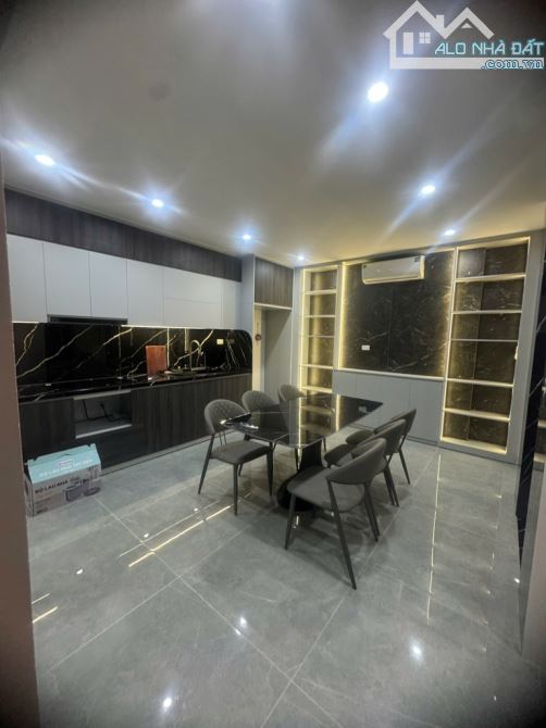 ĐẲNG CẤP NGỌC LÂM, MỚI KOONG – 6 TẦNG THANG MÁY, MẶT NGÕ Ô TÔ THÔNG, ĐỦ NỘI THẤT - 2
