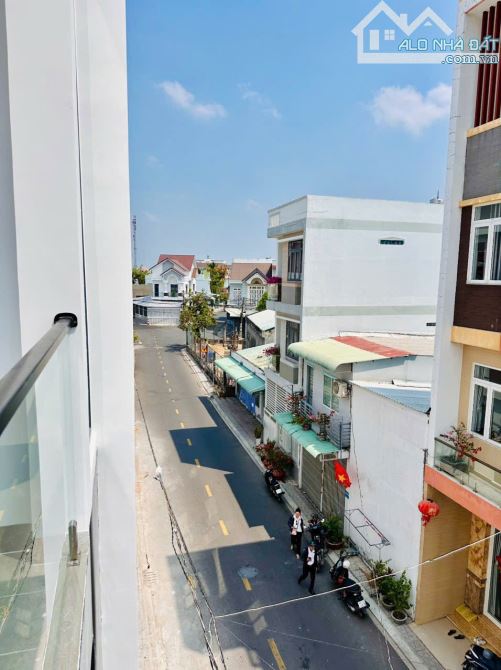 Nhà 1 Trệt 2 Lầu Mặt Tiền Hẻm 235 ĐỒNG VĂN CỐNG vừa ở vừa Kinh Doanh - 3