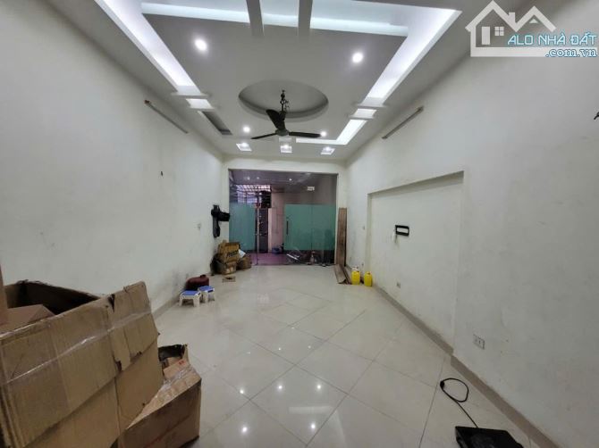 CỰC HIẾM- GẦN PHỐ- TRẦN KHÁT CHÂN-HAI BÀ TRƯNG- 60 M X 4T, GI.Á NGÃ CÂY - 3
