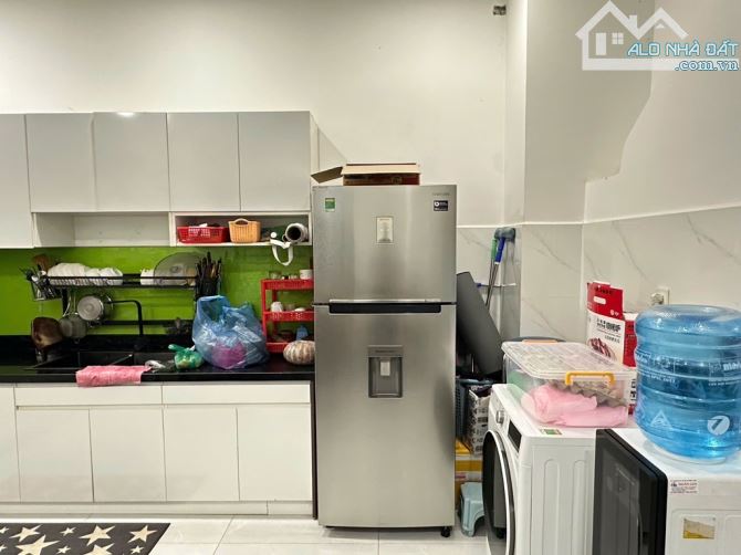 NGAY EMART - HẺM XE HƠI 7 CHỖ - NHÀ THIẾT KẾ ĐẸP  - NGANG 4.2X13 - DTCN 58M2 - GIÁ 7 TỶ TL - 3