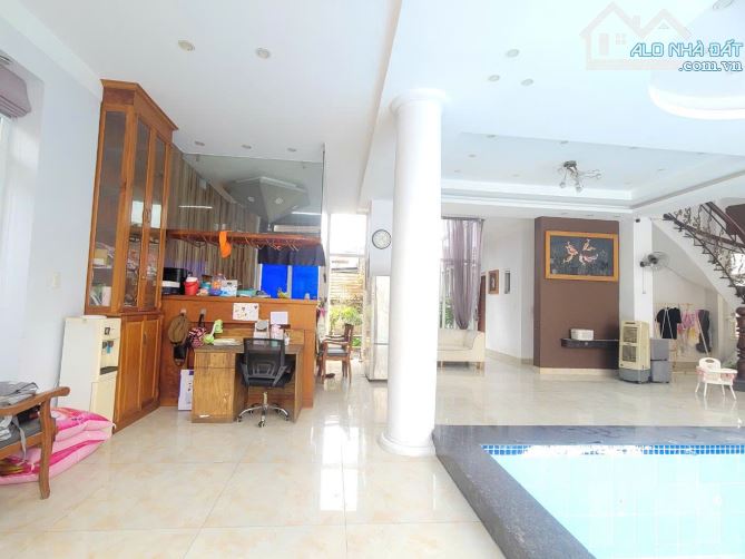 BIỆT THỰ TÂN PHÚ - 865m2 - 2 TẦNG - 35 TỈ - 3