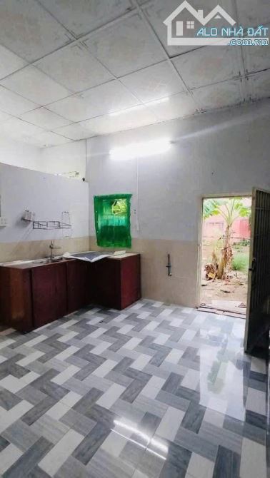 490 Triệu sang tên luôn căn nhà cấp 4 5x41m, ngay Chợ Trảng Bàng, Tây Ninh - 3