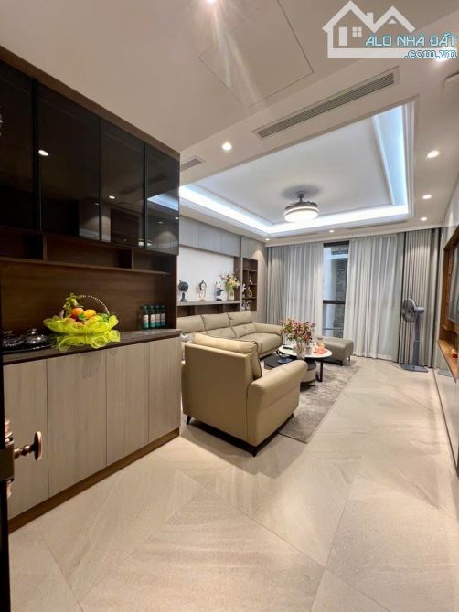 BÁN NHÀ PHÂN LÔ CẦU GIẤY – GẦN PHỐ - THANG MÁY – Ô TÔ TRÁNH – DT 50M2, NHỈNH 19 TỶ - 3