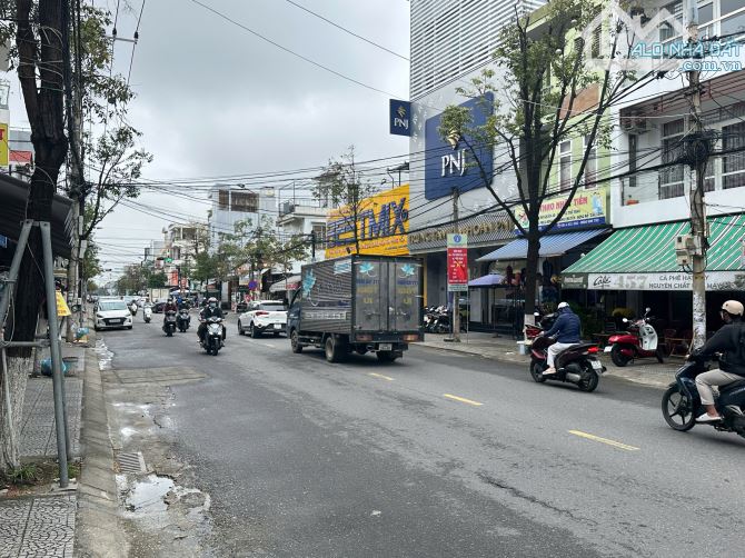 Cần Bán đất đường Trưng Nữ Vương- Hải Châu- Đà Nẵng, ngang 7,5 dt: 201m2(nở hậu), giá tốt - 3