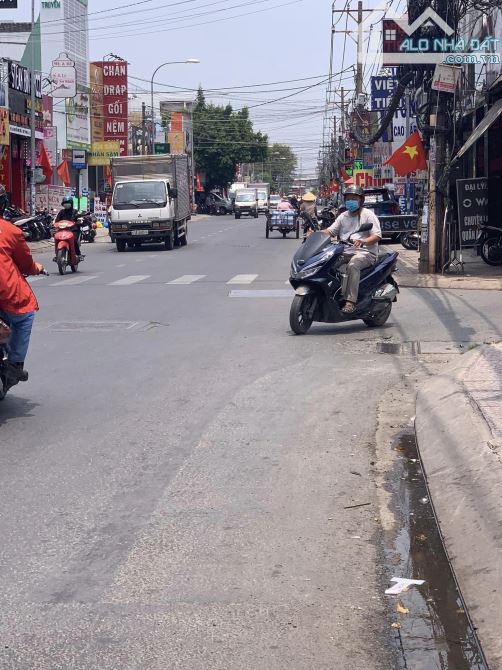 BÁN ĐẤT THỔ CƯ PHẠM THỊ GIÂY  11.000M2 - HÓC MÔN - GIÁ 180 TỶ - 3