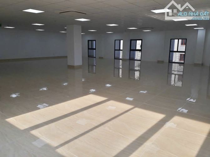 Cho thuê Building 2 Mặt tiền 144-146-148 Đường Số 11, Q2 - DT 15x20m, Hầm 5 lầu - Giá RẺ - 3