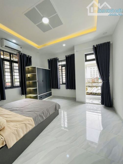 BÁN NHÀ LÔ GÓC 2 MẶT THOÁNG – GẦN EMART PHAN HUY ÍCH – HẺM XE HƠI – 4 TỶ 99 - 3