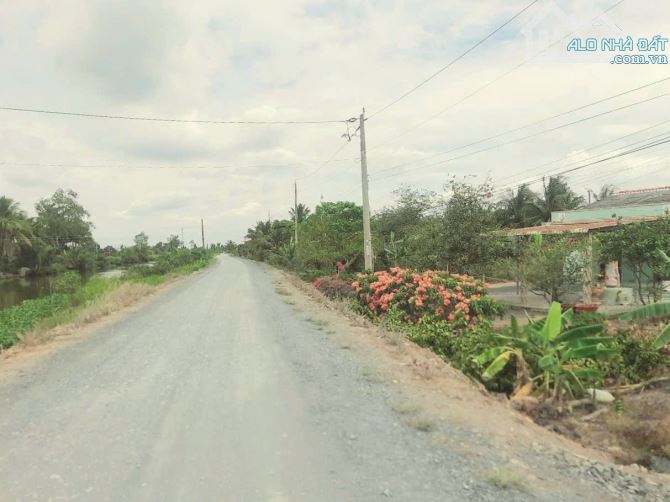 Hàng thơm, chỉ 420tr sở hữu lô góc 500m2 đất vườn view kênh - 3