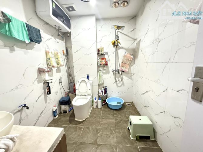 Bán nhà ngõ 24 kim đồng, oto tránh, kd đỉnh. Dt 35/40m x 6t mt 3.6m giá 13.3 Tỷ - 3