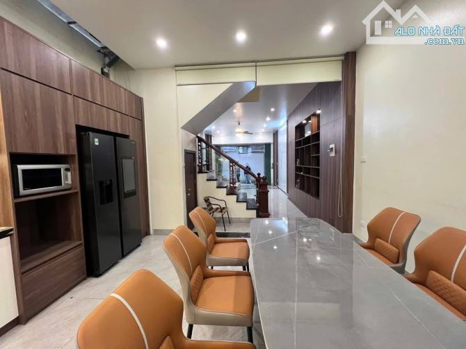 Nhà đẹp Nguyễn Lân, Thanh Xuân, ô tô dỗ cửa, KD văn phòng, 5 tầng, 50m, 10,65 Tỷ