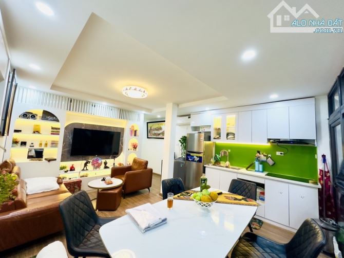 🌟CĂN HỘ VIP GIỮA LÒNG MINH KHAI 🌟 TẦNG 2 LÔ GÓC - FULL NỘI THẤT - DTSD 70M, - 3