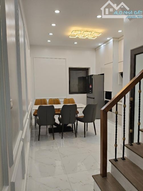 Nhà phân lô ô tô vào nhà phố cổ Hà Đông, 2 thoáng trước sau . Giá 12x tỷ - 3