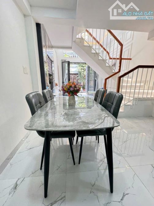 HẺM XE HƠI THÔNG THOÁNG PHAN HUY ÍCH P15 TÂN BÌNH - 3