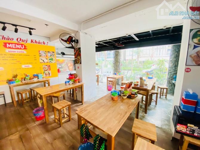 Bán nhà phân lô ngõ 78 Duy Tân 110m2, 4 tầng, 2 mặt ngõ, ô tô tải tránh, kd, chỉ 39 tỷ . - 3
