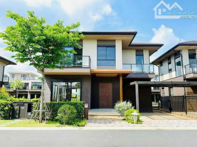 Biệt thự rẻ hơn đất nền, người Sài Gòn chưa biết nhưng các nhà đầu tư HN đang gom tất tay - 4