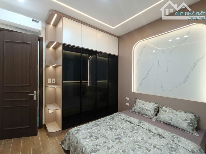 BÁN NHÀ ĐẸP CHÙA LÁNG ĐỐNG ĐA - CẦU GIẤY VIP 45M2x5T 10,9TỶ NGÕ TO, GẦN OTO - 4