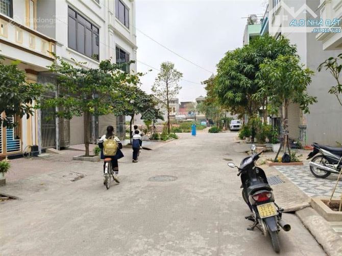 CẦN BÁN LÔ ĐẤT DƯƠNG NỘI HÀ ĐÔNG, KINH DOANH, PHÂN LÔ Ô TÔ TRÁNH DT: 50M2, GIÁ BÁN 9,7 TỶ - 4