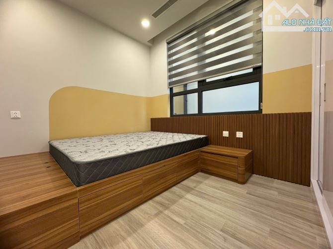 Cho thuê căn hộ Legend Tower 109 Nguyễn Tuân, 17 triệu, 104 m2, 3PN + 2WC - 4