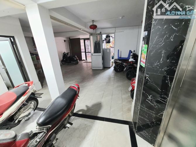 TÒA NHÀ DÒNG TIỀN – 8 TẦNG – 80M2 - Ô TÔ PHÂN LÔ – KHƯƠNG ĐÌNH - SÁT PHỐ - NỘI THẤT HIỆN Đ - 4