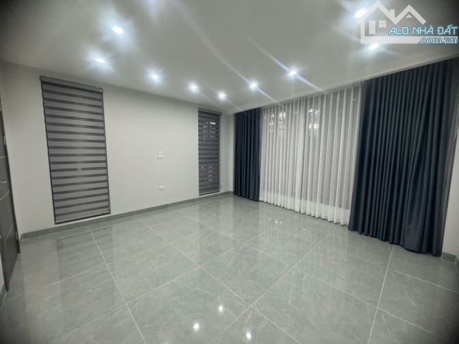 ĐẲNG CẤP NGỌC LÂM, MỚI KOONG – 6 TẦNG THANG MÁY, MẶT NGÕ Ô TÔ THÔNG, ĐỦ NỘI THẤT - 4