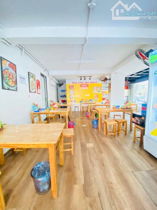 Bán nhà phân lô ngõ 78 Duy Tân 110m2, 4 tầng, 2 mặt ngõ, ô tô tải tránh, kd, chỉ 39 tỷ . - 4