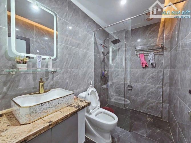 🏘🌺  Căn góc xẻ khe TĐC Xi Măng, 50m2, 4tầng giá chỉ 5 tỷ - 5