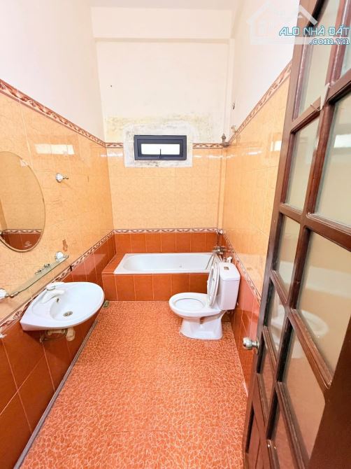 CHO THUÊ MẶT BẰNG 3 TẦNG MẶT TIỀN LÊ QUÝ ĐÔN, PHÚ HỘI, TP HUẾ - 5