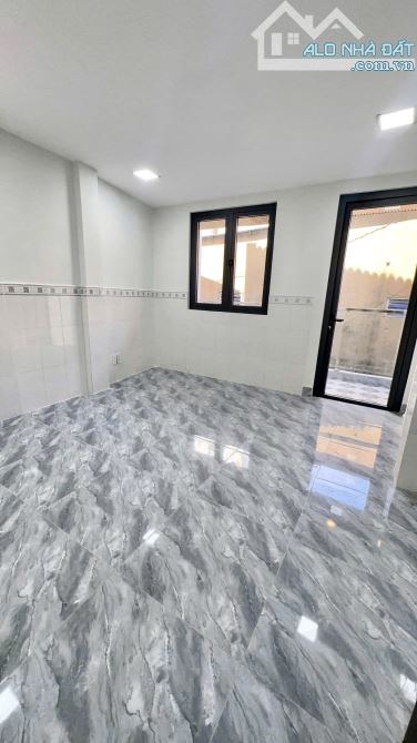 Bán Nhà Mới 3 Tầng Ngay Dương Bá Trạc Quận 8 Gần Cầu Nguyễn Văn Cừ - 5 Tỷ 480 TL - 5