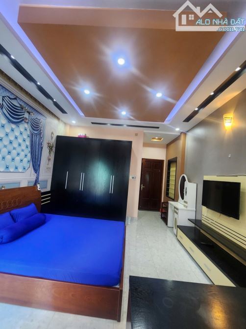CHDV Cao Cấp Full Nội Thất – Dòng Tiền 300Tr/Năm – Gần Vincom Q8 – Giá Chỉ 8.6 Tỷ! - 5