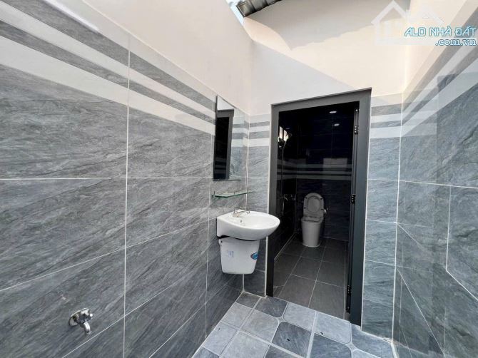 Nhà Cấp 4 Xây Kiên Cố 5,1 x 20m Ngay Lộc Hậu Mỹ Lộc. Sổ Hồng Riêng Giá Rẻ - 5