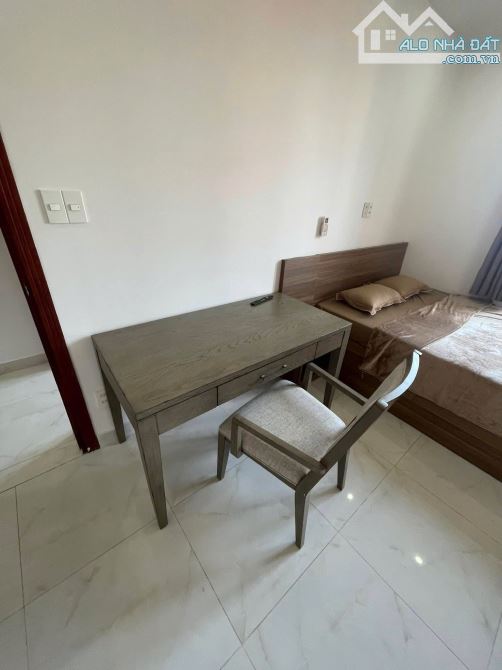 Chung cư  Khải Hoàn, Lạc Long Quân,p5,Q11:95m2,2p ngủ,NT,13tr/th - 5