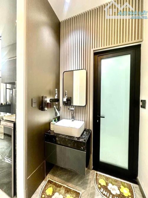 Cho thuê nhà 3 tầng mặt tiền KQH Bàu Vá, Huế giá rẻ - 5
