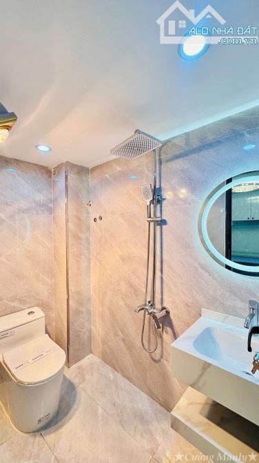 🕌:  bán nhà 3 tầng tại ngõ 261 Trần nguyên Hãn. Lê Chân, DT 40m, ngõ 3,4 m💸 : 3 tỷ (dc1 - 5