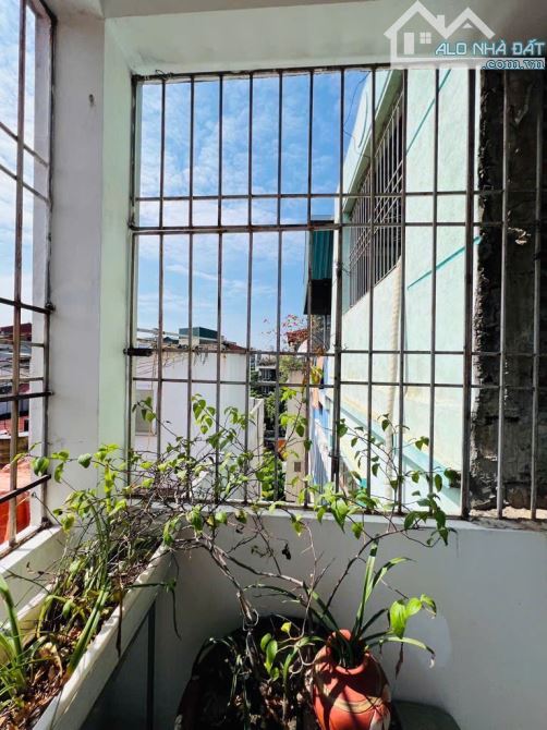NHÀ ĐẸP FULL NỘI THẤT- NGAY CẤP 1,2 LÊ LỢI TT HÀ TRÌ - BÀ TRIỆU HÀ ĐÔNG 5 TẦNG 3 NGỦ - 6