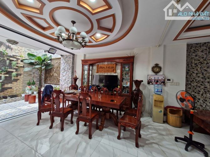 Cần Bán Biệt Thự P.7 Tân Bình Ngang 8mx27m, 1 Hầm, 5Tầng, Full Nội Thất GIÁ CHỈ 37TỶ - 6