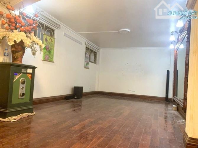 20m ra phố Nguyễn Chí Thanh! phân lô ô tô tránh, DT 50m2, MT 6,8m, 5T, chỉ 18.5 tỷ - 6